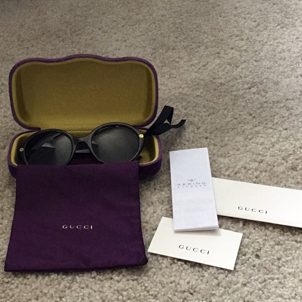 GUCCI sunglasses